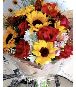 SunFlower and roses bouquet 